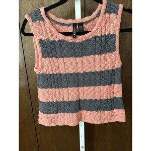 Tilly’s FULL TILT Cable Knit Cropped Womens Striped Gray/Peach Sweater Vest, SzL